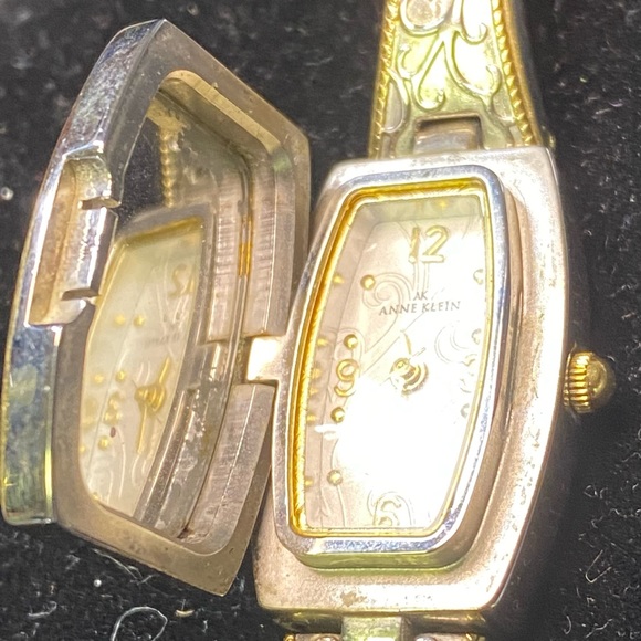 Vintage Anne Klein Locket Watch SOLD - Picture 5 of 7